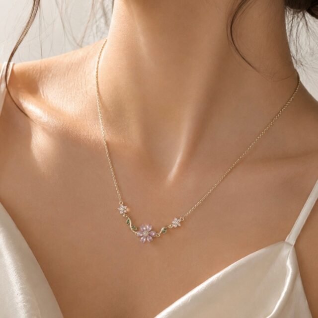 Lotus Pembe çiçek Kolye