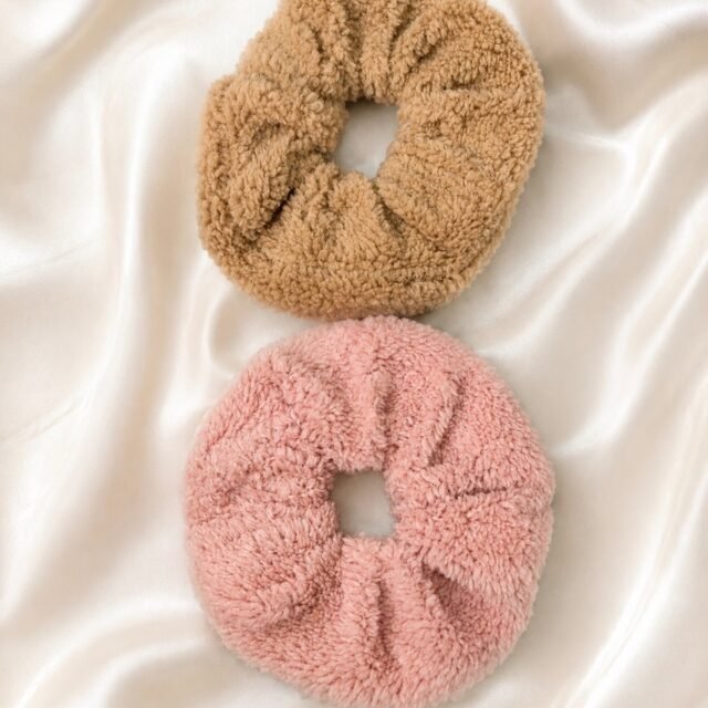 2’li Peluş Oversize Scrunchie Lastik Toka Seti – Camel & Pudra