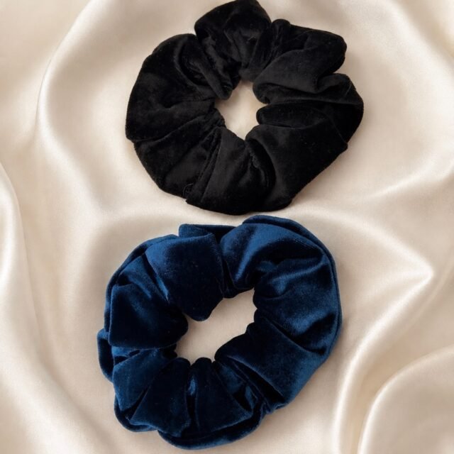2’li Kadife Oversize Scrunchie Lastik Toka Seti – Siyah & Lacivert